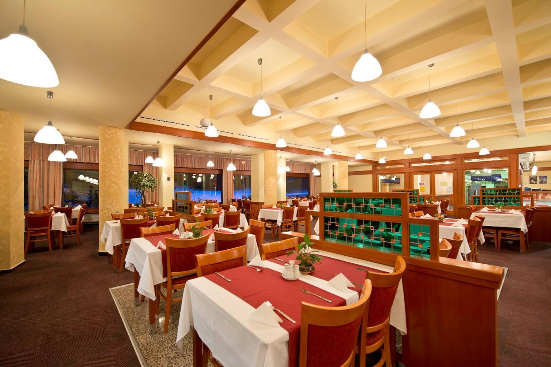 Hotel Sorea Snp Dolina Demianowska